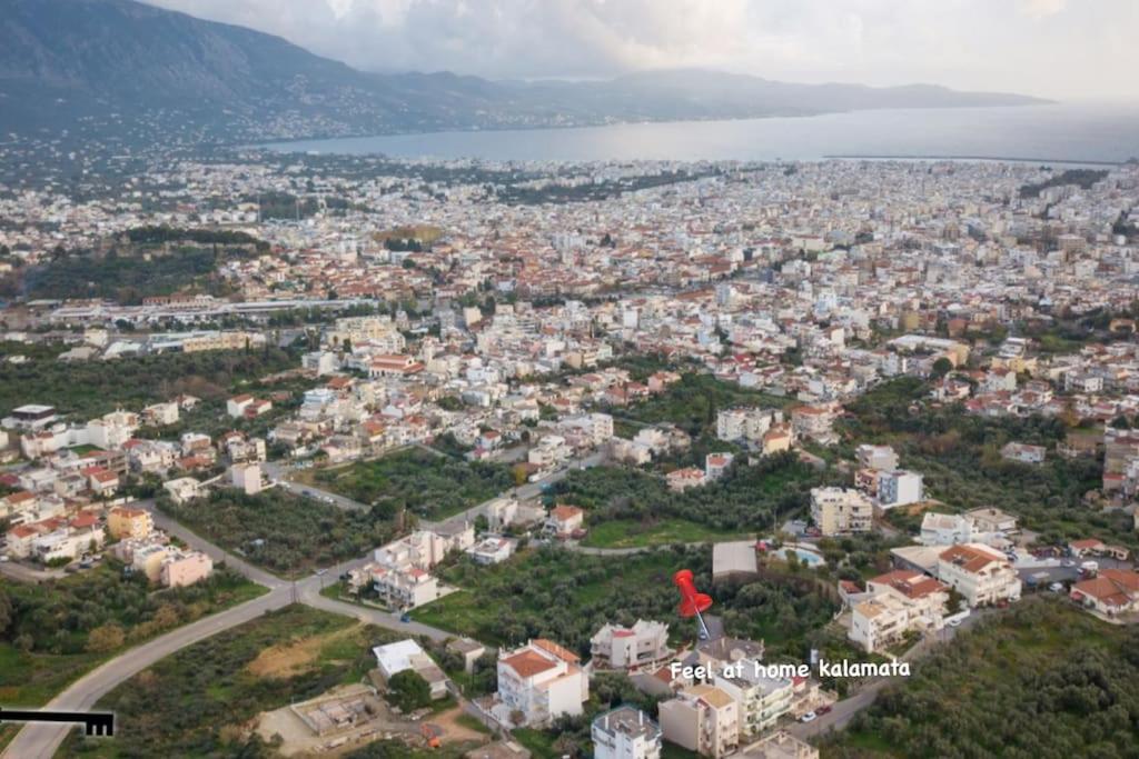 Feel At Home - Kalamata - Near The Center 외부 사진