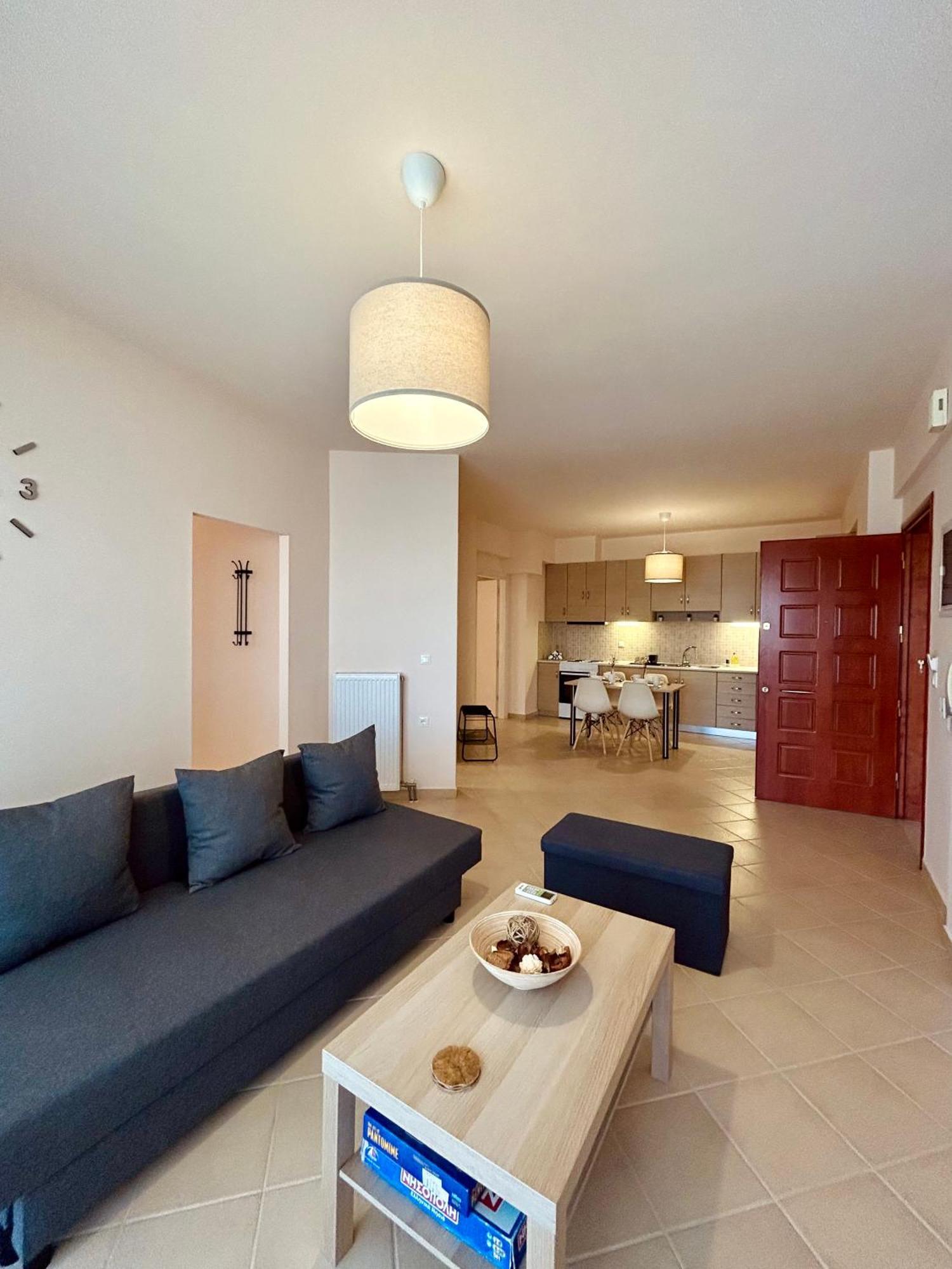 Feel At Home - Kalamata - Near The Center 외부 사진