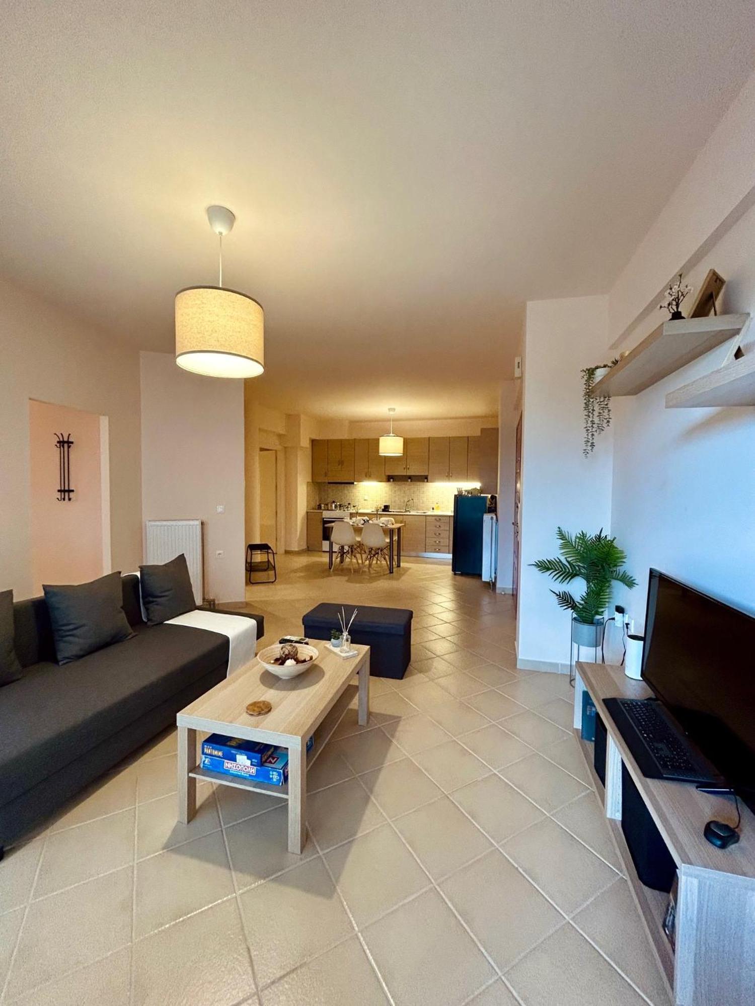 Feel At Home - Kalamata - Near The Center 외부 사진